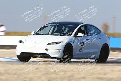 media/Nov-08-2025-Speed Ventures (Sat) [[1c7a6332f5]]/TC A/Session 3 (Turn 3)/